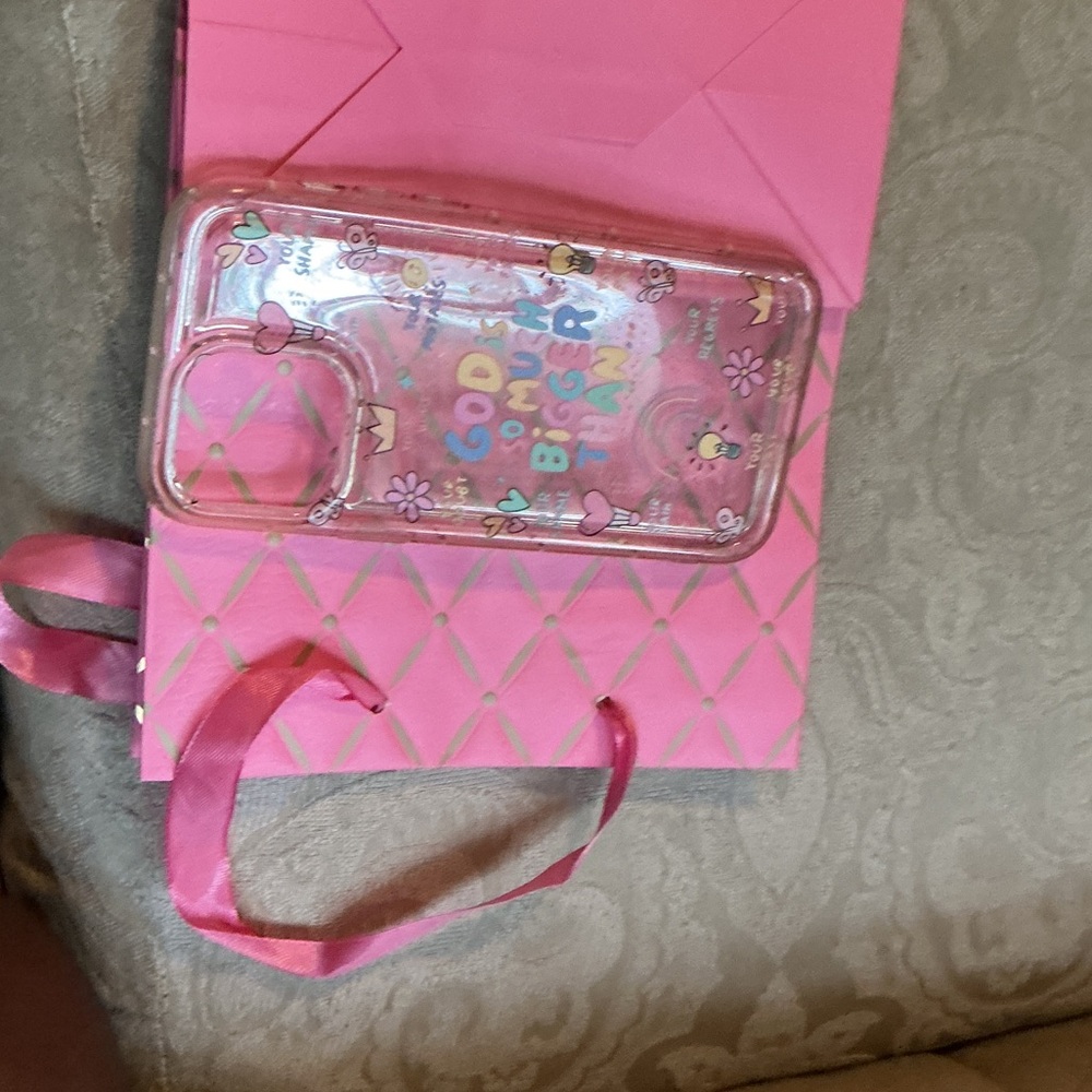 SHEIN Transparent Floral Phone Case with Pink Highlights
